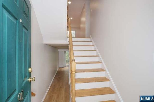 90 Elm Street, Allendale, NJ 07401