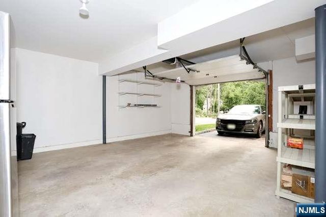 90 Elm Street, Allendale, NJ 07401