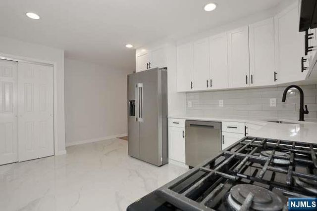 90 Elm Street, Allendale, NJ 07401