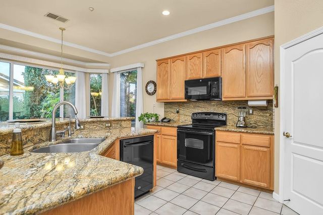 1215 Alderman Ln, Brentwood, CA 94513