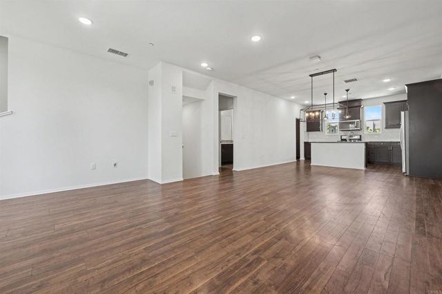 1320 Calle sandcliff 42, San Diego, CA 92154