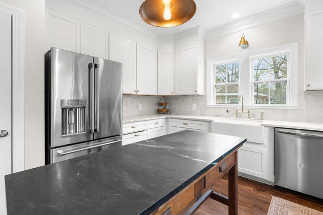 612 W 3rd N Street, Summerville, SC 29483