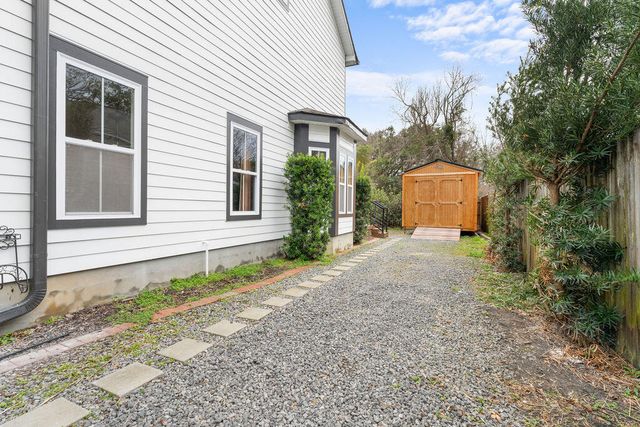 612 W 3rd N Street, Summerville, SC 29483