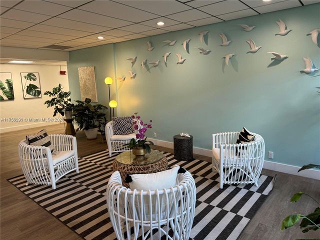 880 NE 69th St 12R, Miami, FL 33138