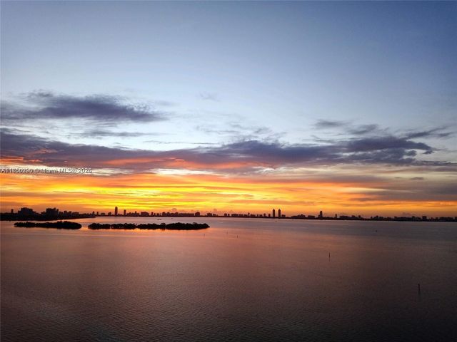 880 NE 69th St 12R, Miami, FL 33138