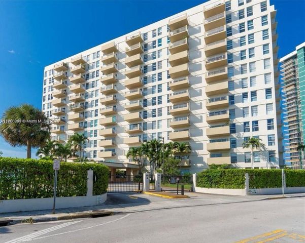 880 NE 69th St 12R, Miami, FL 33138