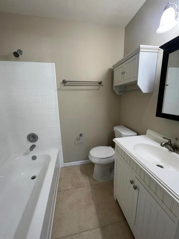 2589 NE 15th Street, Pompano Beach, FL 33062