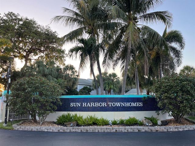 2589 NE 15th Street, Pompano Beach, FL 33062