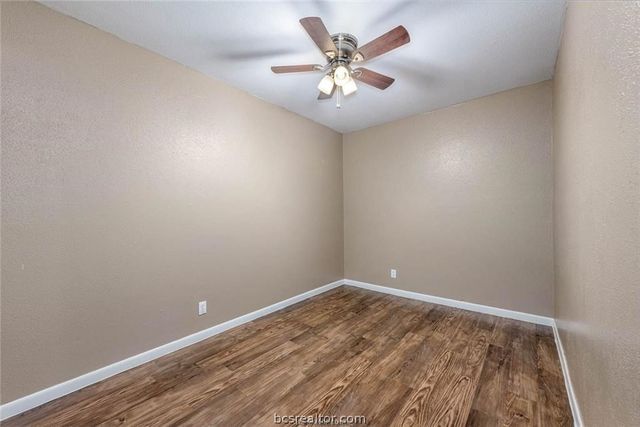 3900 Old College Road 15, Bryan, TX 77801