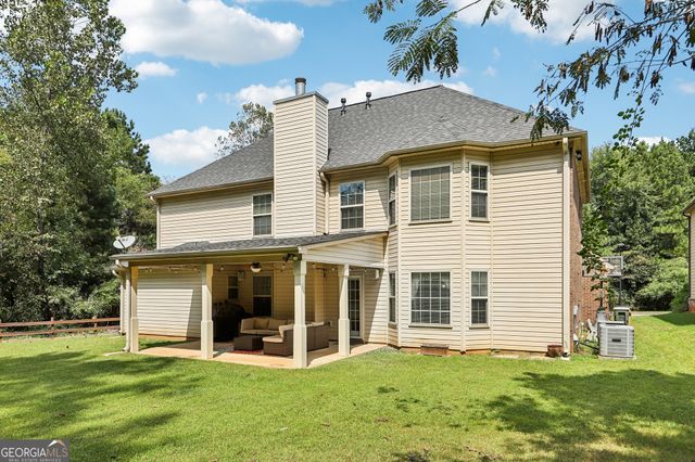 2802 Village Park Drive E, Ellenwood, GA 30294