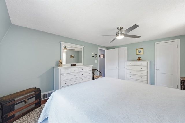 34 Harwich Road, West Springfield, MA 01089