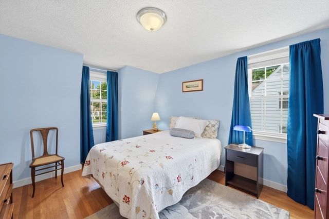 34 Harwich Road, West Springfield, MA 01089