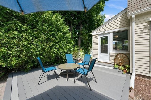 34 Harwich Road, West Springfield, MA 01089