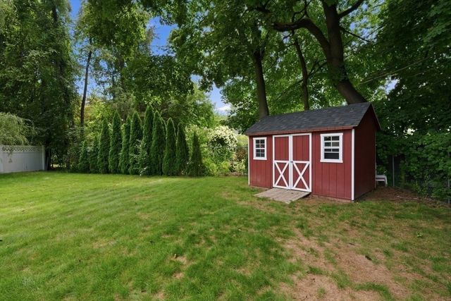 34 Harwich Road, West Springfield, MA 01089