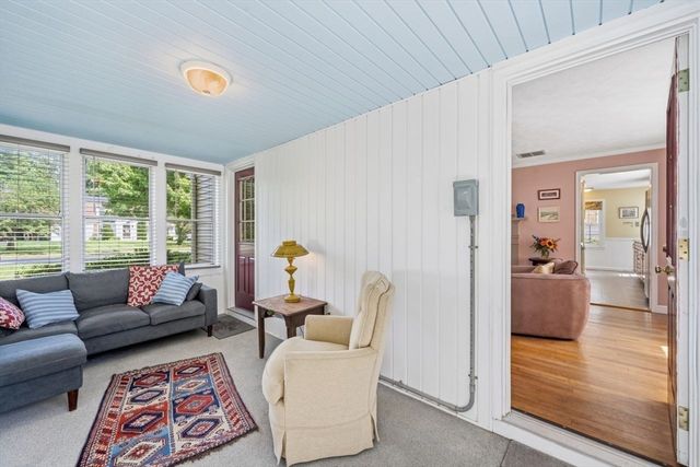 34 Harwich Road, West Springfield, MA 01089