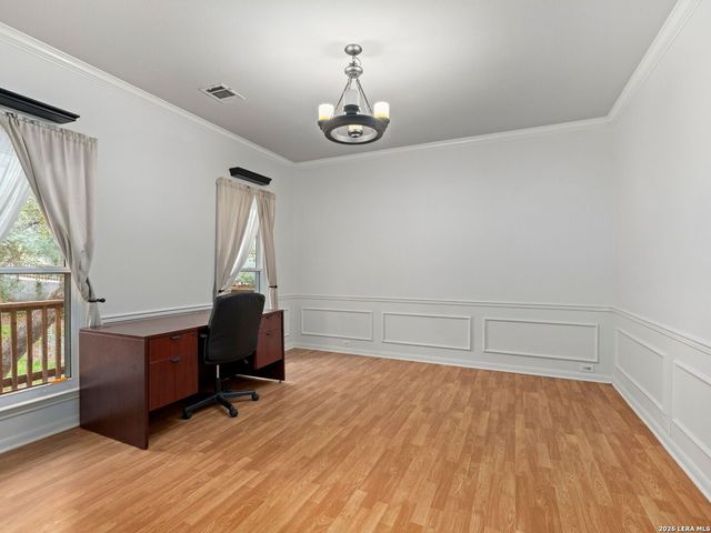 703 STABLE GLEN DR, San Antonio, TX 78245