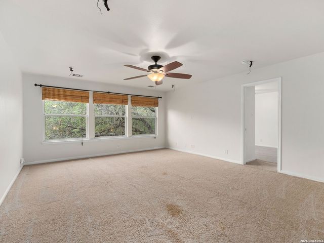 703 STABLE GLEN DR, San Antonio, TX 78245