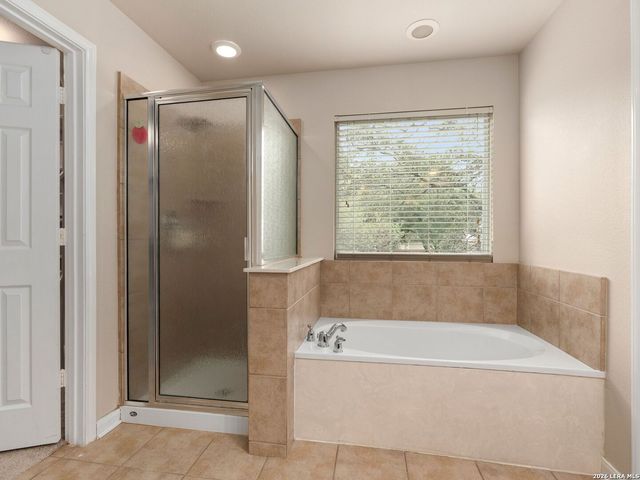 703 STABLE GLEN DR, San Antonio, TX 78245