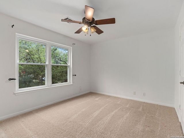 703 STABLE GLEN DR, San Antonio, TX 78245