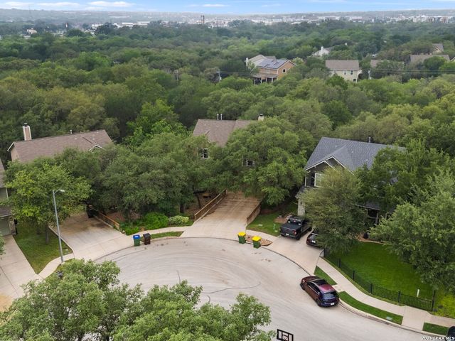 703 STABLE GLEN DR, San Antonio, TX 78245