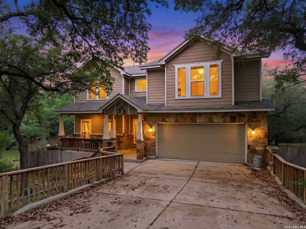 703 STABLE GLEN DR, San Antonio, TX 78245