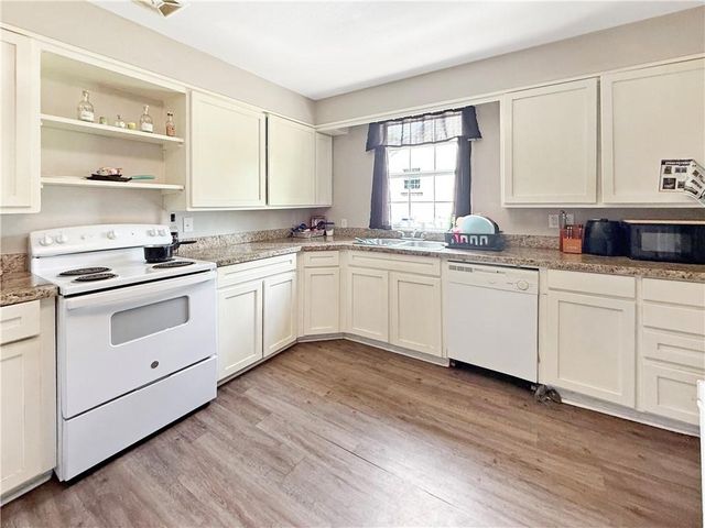 917 KINGS Road, Leesville, LA 71446