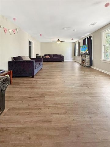 917 KINGS Road, Leesville, LA 71446