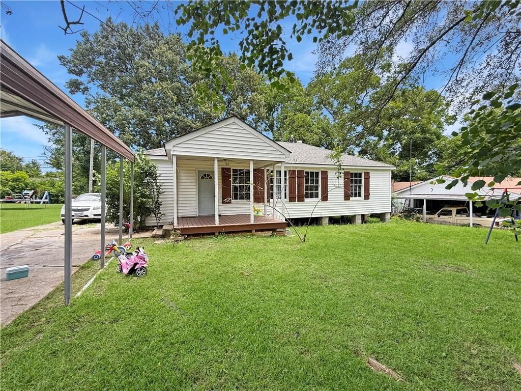 917 KINGS Road, Leesville, LA 71446