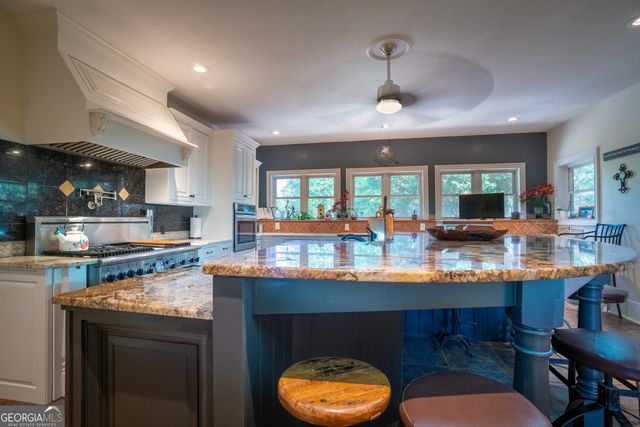 69 Greystone Drive, Cleveland, GA 30528