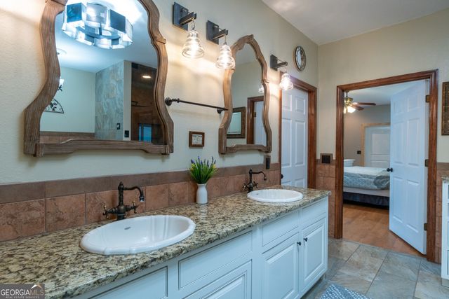 69 Greystone Drive, Cleveland, GA 30528