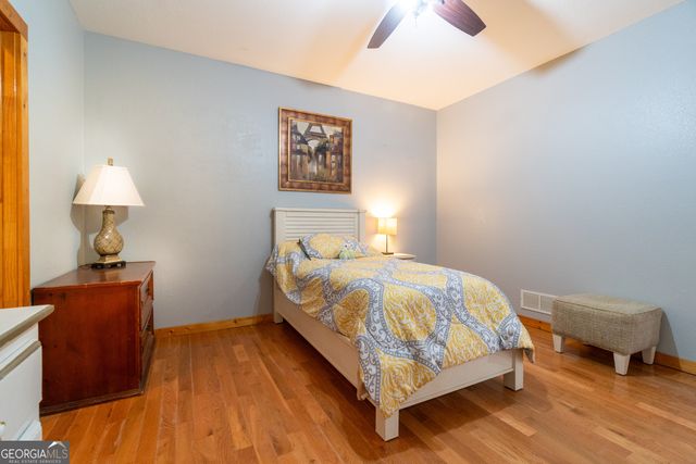 69 Greystone Drive, Cleveland, GA 30528