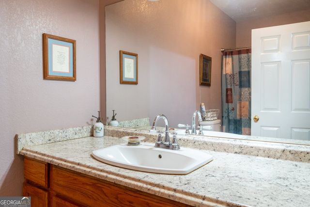 69 Greystone Drive, Cleveland, GA 30528