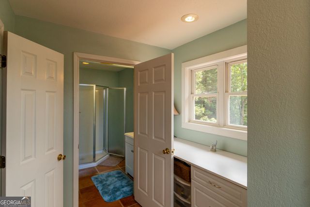 69 Greystone Drive, Cleveland, GA 30528