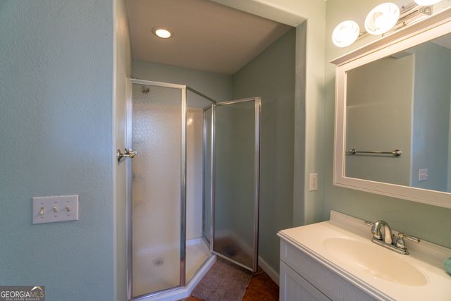 69 Greystone Drive, Cleveland, GA 30528