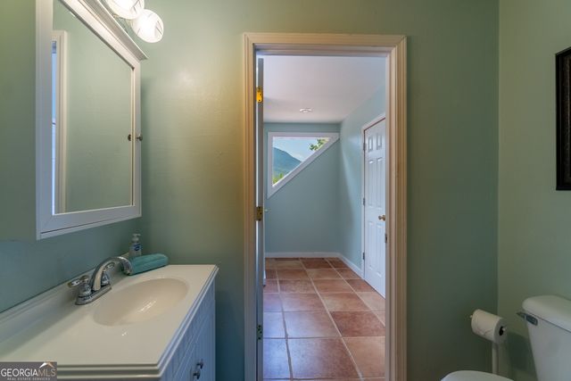 69 Greystone Drive, Cleveland, GA 30528