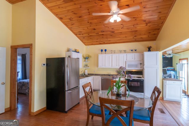 69 Greystone Drive, Cleveland, GA 30528