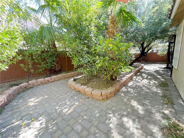 26 Avenida Picasso, Henderson, NV 89074