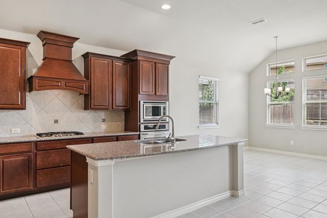 924 Lake Cypress Lane, Little Elm, TX 75068