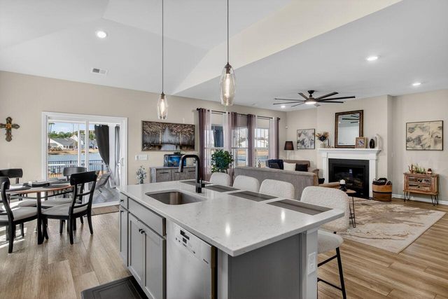 720 Newbury Street, Summerville, SC 29486