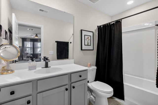 720 Newbury Street, Summerville, SC 29486