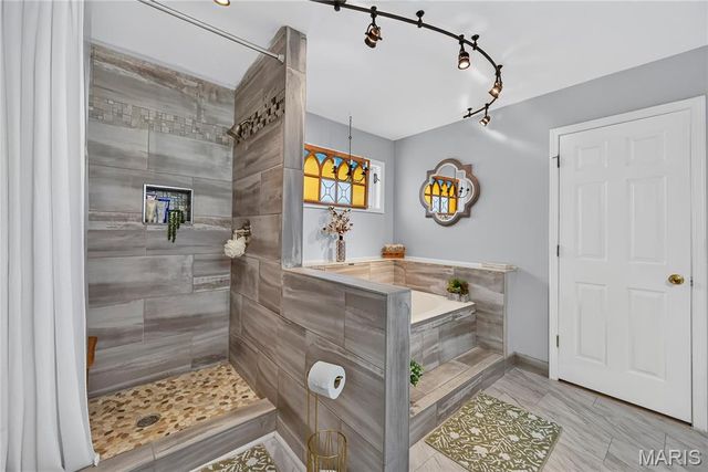 47 Park Place, St Peters, MO 63376