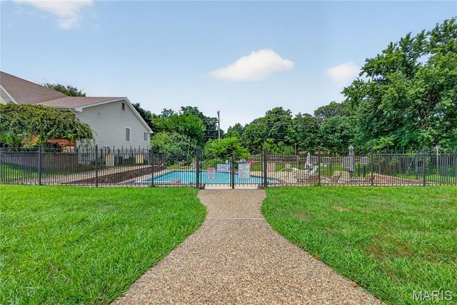 47 Park Place, St Peters, MO 63376