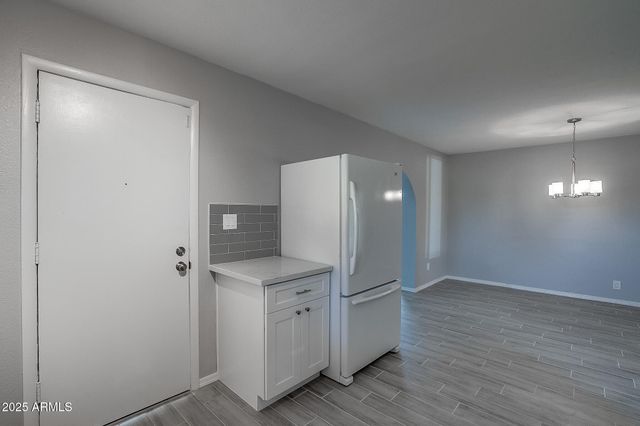 4249 W TOWNLEY Avenue, Phoenix, AZ 85051