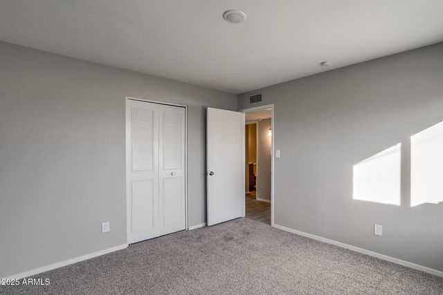 4249 W TOWNLEY Avenue, Phoenix, AZ 85051