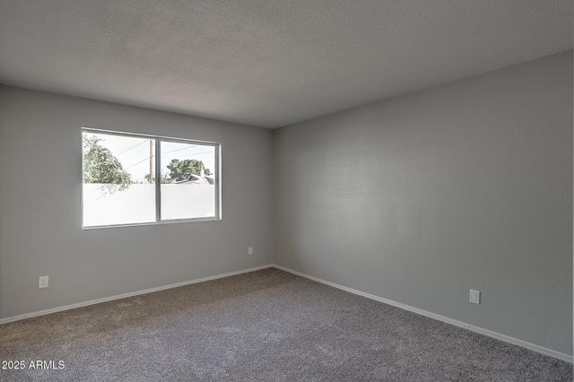 4249 W TOWNLEY Avenue, Phoenix, AZ 85051