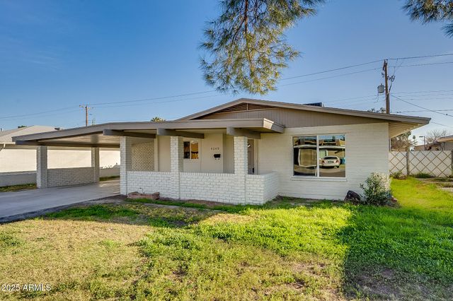4249 W TOWNLEY Avenue, Phoenix, AZ 85051