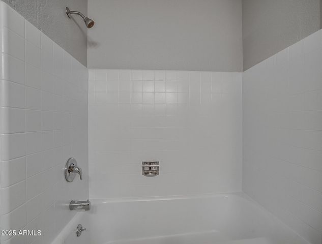 4249 W TOWNLEY Avenue, Phoenix, AZ 85051