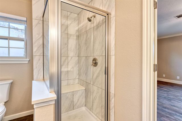 810 Vogel DR, Lockhart, TX 78644