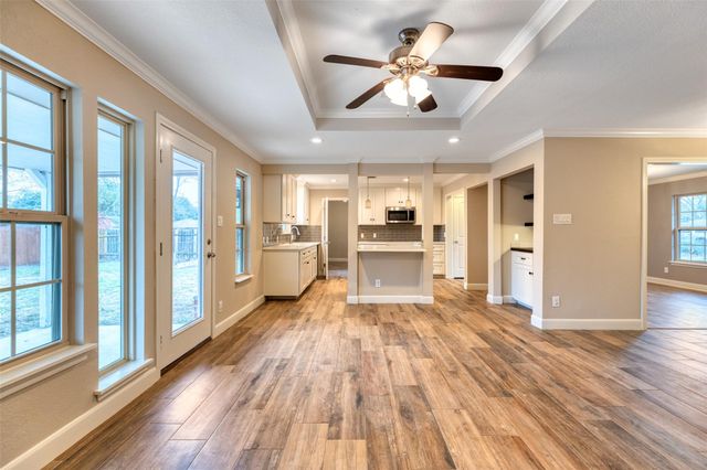 810 Vogel DR, Lockhart, TX 78644