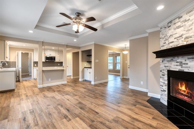 810 Vogel DR, Lockhart, TX 78644